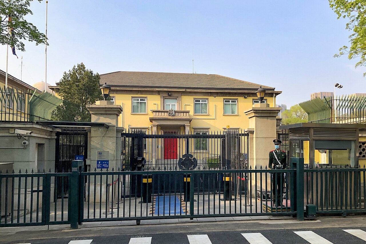 封面绘制中...